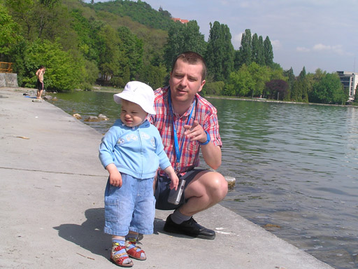 levi+apa_2010_05_04_3.jpg