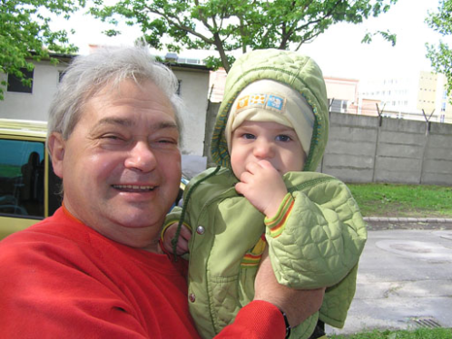 levi+nagypapa_2010_05_19_1.jpg