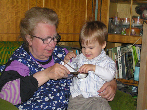 levi+mama_2010_06_27_1.jpg