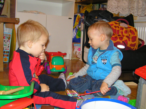 levi+levi_2010_09_29_2.jpg